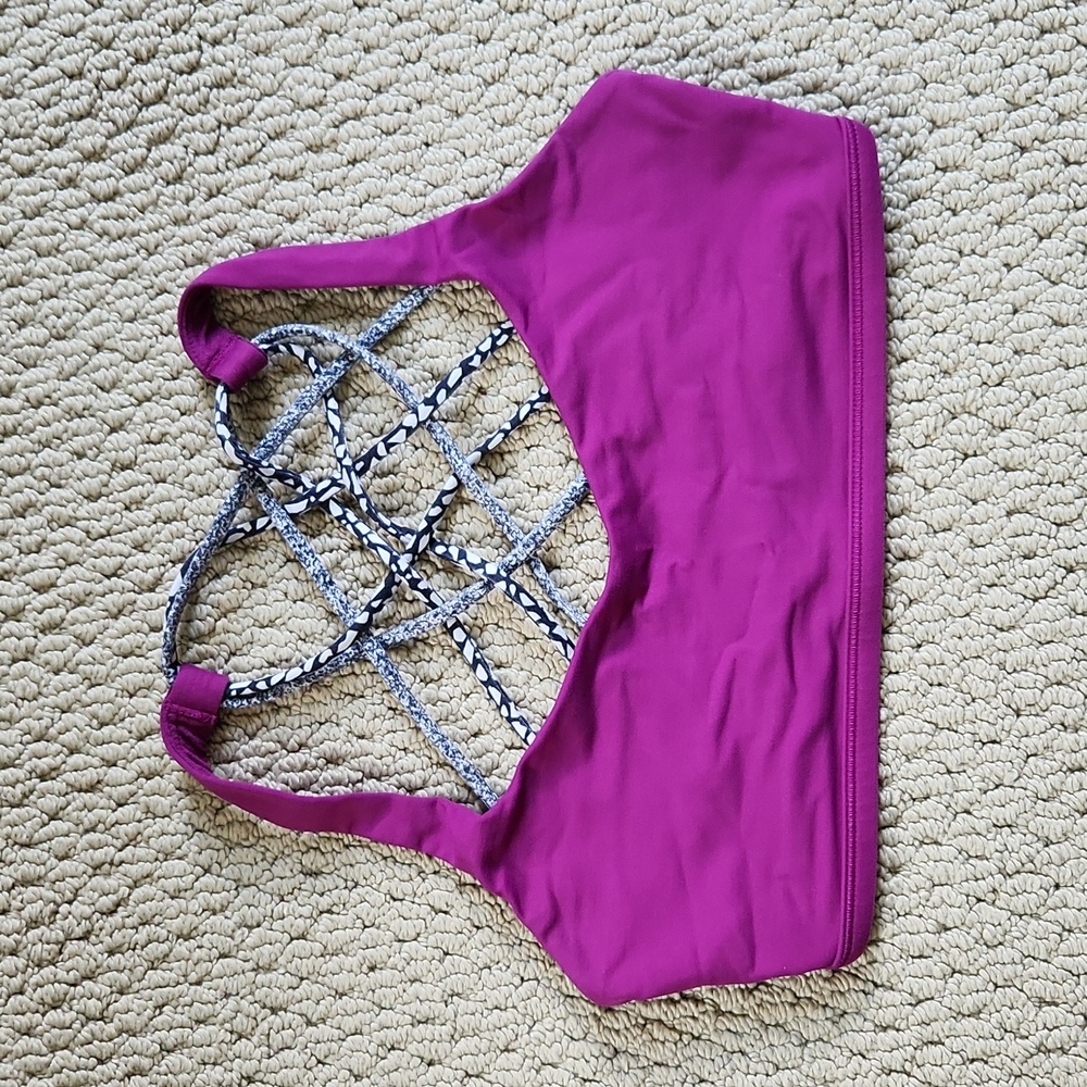 Lululemon Free to Be Wild Bra size 6